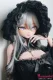 Elsa Babe 140cm M RAD039 黑田梨奈Kuroda Rina 白髪ロング 黒のレースドレス姿 紫の瞳 魔女風美少女ラブドール 宣材写真は140cm-M