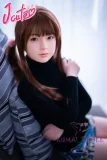 J-cute 137cm バスト平 AGD17 羽純（はずみ）ヘッド  LL団  髪の毛植毛 フルシリコン製 リアルドール 黒いタートルネックセーター