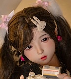【新作セール5％OFF 3月31日迄 140/145/148/150/156ボディ選択可】SHEDOLL 145cm Gカップ 熙熙（Xixi）ヘッド  美少女ラブドール 掲載画像はフルシリコン製 純白のニット衣装 花飾り