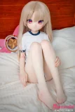 セーラー服のラブドール 低身長ダッチワイフ