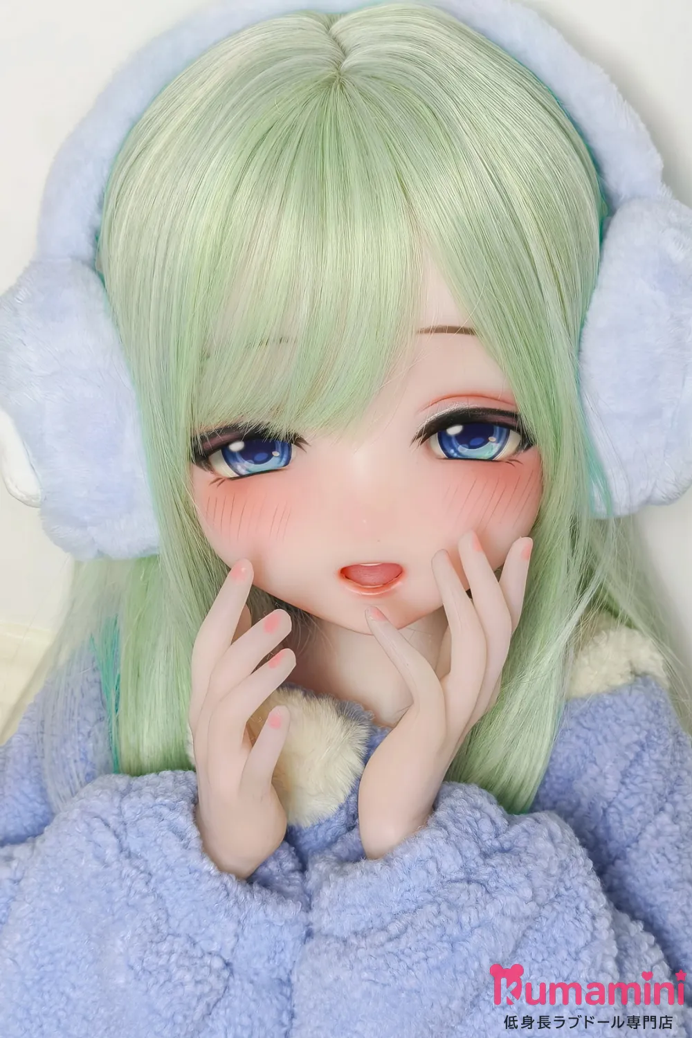 Elsa Babe AHR023 诹访部晴香ヘッド 125cm 冬仕様のふわもこ耳当て×ブルー着ぐるみが可愛いアニメ顔ラブドール ボディー素材選択可能