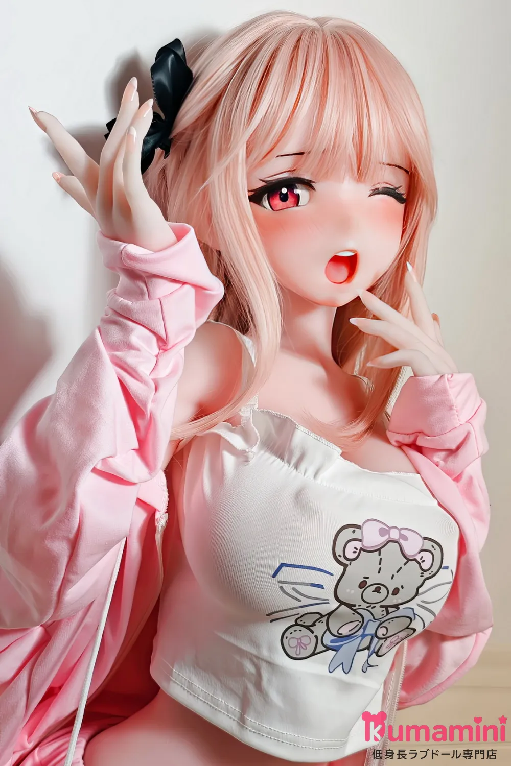 Elsa Babe RAD054 莓谷恋Ichigotani Koi アニメ風ラブドール ウインク表情・ピンクヘア 宣材写真は144cmシリコンボディ