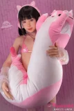 紬 AGD02 Jcute ピンクビキニ 大きな縫いぐるみを抱える美少女 可愛い笑顔 リアルダッチワイフ