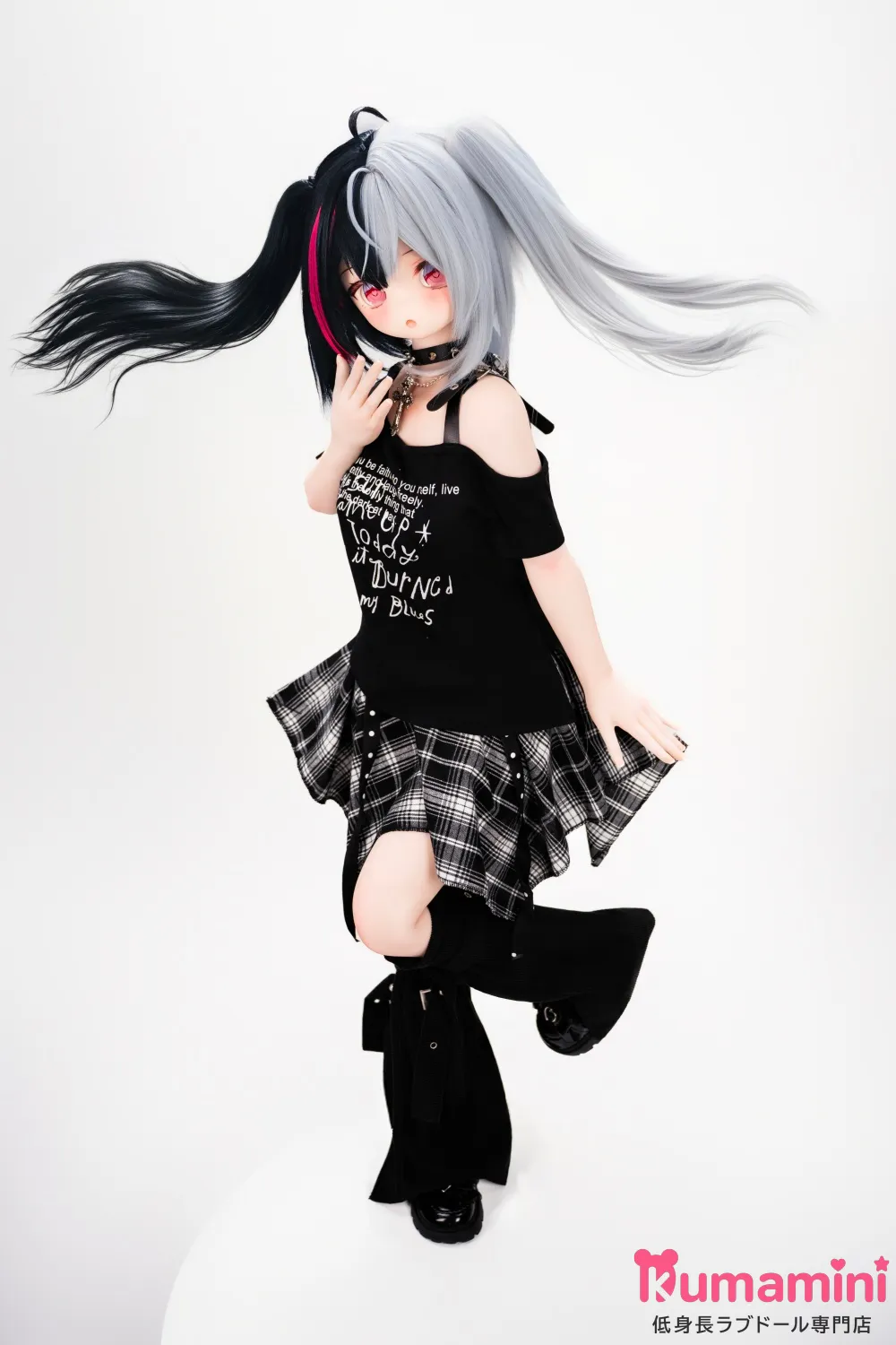 XYGO 145cm Aカップ R05ヘッド 小暗  ツートンヘアのアニメ美少女 ゴシックスタイル 宣伝写真はシリコンヘッド＋TPEボディ カスタマイズ可能