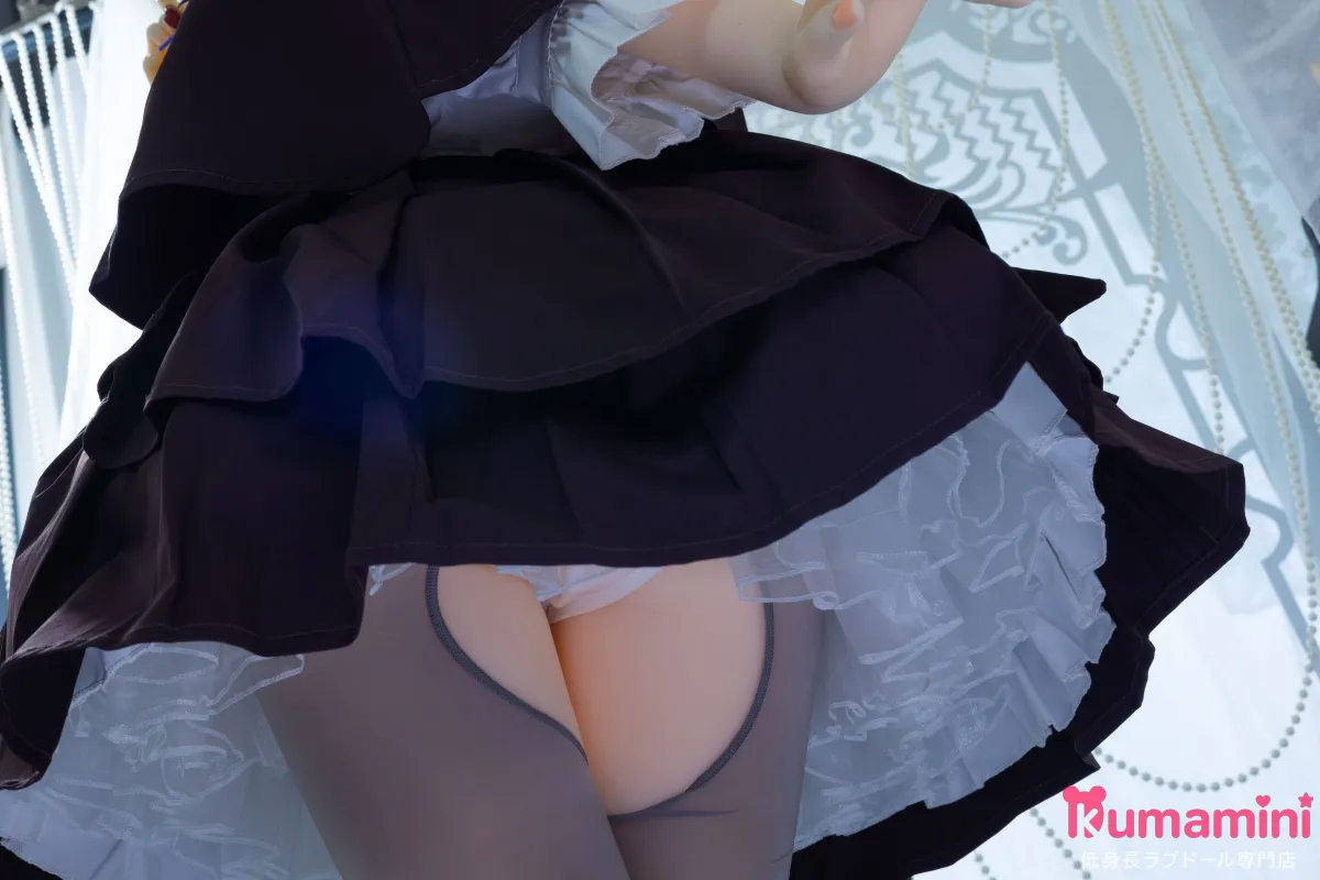 パンチラ姿のダッチワイフ ストッキング付き ルルカ 145cm