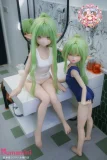 机の上に座るラブドール 可愛い立ちポーズ 双子 141cm