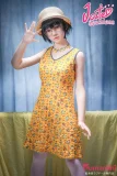 可愛い立ちポーズ セックス人形 ワンピース仕様の