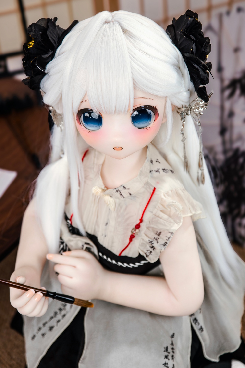 JSL DOLL 120cm AAカップ 墨鸢 中華風美少女 白髪ロング 二次元ラブドール 宣伝画像はソフビ製ヘッド+TPE製ボディ