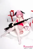 ライフルを持ったリアルドール 142cm 美脚アピール