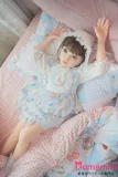 寝転ぶ姿 小柄ラブドール GB58 水色衣装