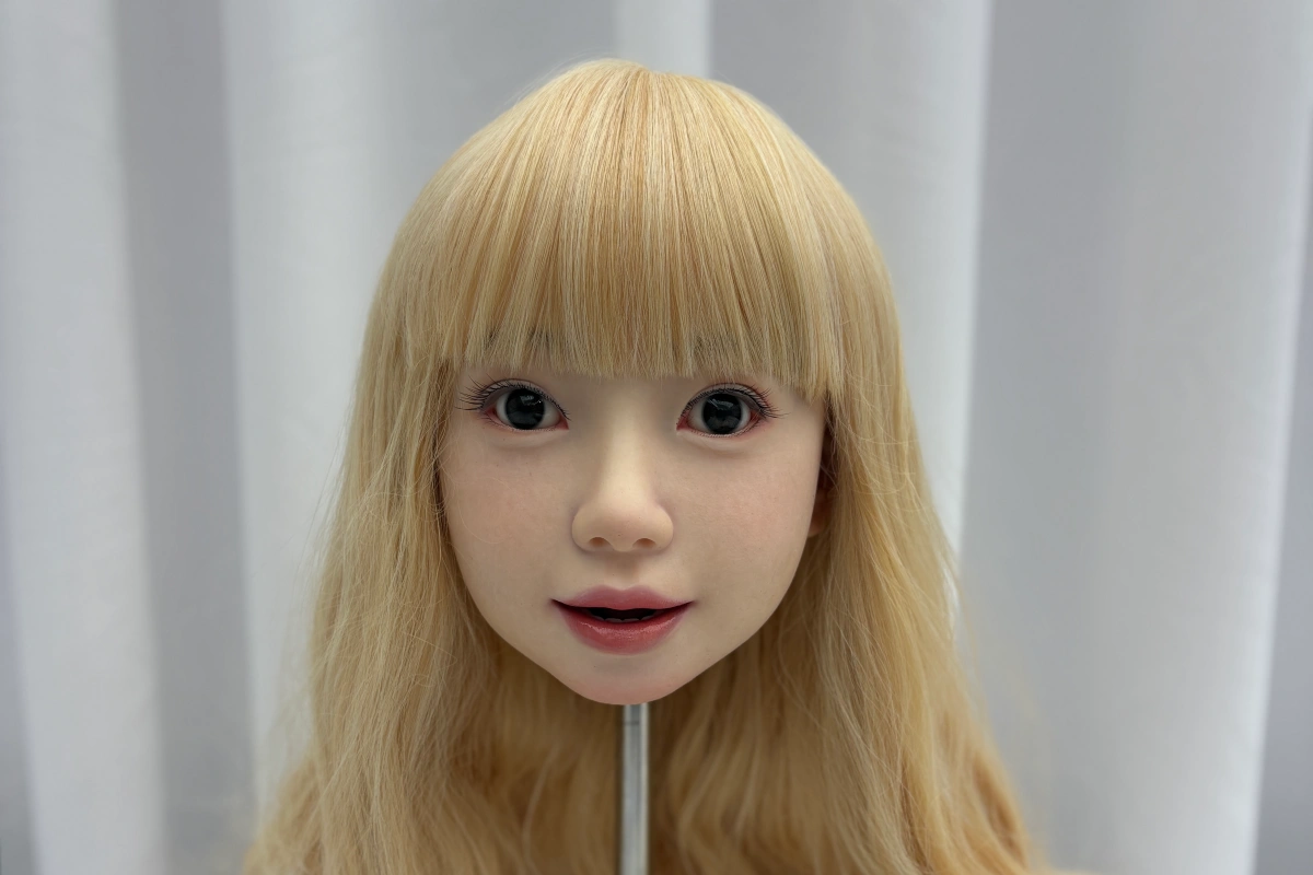 萌え系ラブドール ヘッド実物画像