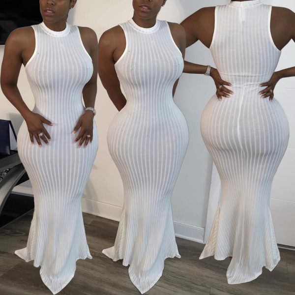 Plus Size Solid Sleeveless Rib Knitted Slim Maxi Dress BGN-095