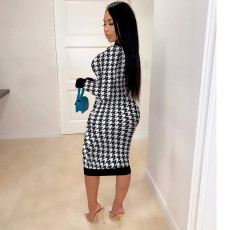 Plus Size 4XL Houndstooth Print Long Sleeve Midi Dress SFY-208