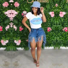 Plus Size Denim Tassel Jeans Shorts SH-3778