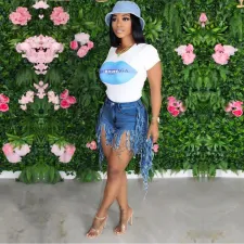 Plus Size Denim Tassel Jeans Shorts SH-3778