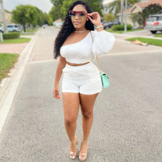 Solid One Shoulder Long Sleeve Two Piece Shorts Set MEI-9191