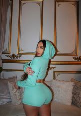 Solid Hooded Long Sleeve Drawstring 2 Piece Shorts Set OYF-8275