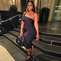 Solid One Shoulder Sleeveless Ruched Long Dress YNSF-1665