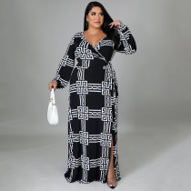 Plus Size Printed V Neck Long Sleeve Maxi Dress NNWF-7310