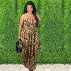 Plus Size Printed Spaghetti Strap Loose Maxi Dress XMY-9317