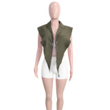 Solid Notched Collar Sleeveless Top (With Brooch)SH-390278