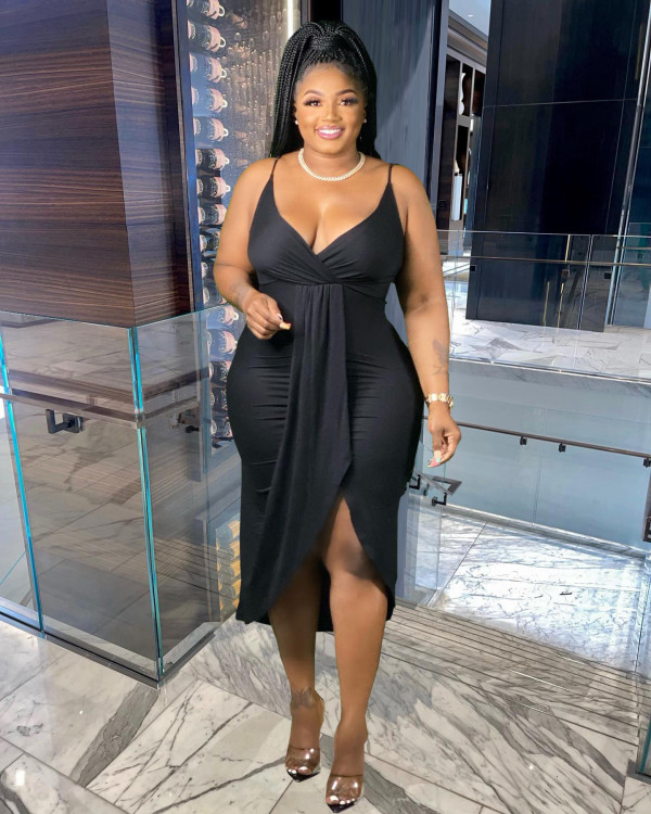 Plus Size Solid V Neck Spaghetti Strap Midi Dress FNN-8668