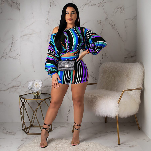 Plus Size Sexy Striped Long Sleeve 2 Piece Shorts Sets ME-Q220