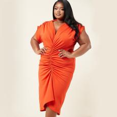 Plus Size Solid Color V-neck Ruched Midi Dress NNWF-3069