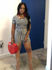 Plus Size Stripe Print Short Sleeve Shorts Two Piece Set WAF-77556