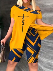 Sexy Slash Shoulder Print Two Piece Shorts Set SH-390517