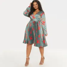 Plus Size Print V Neck Pleated Midi Dress NNWF-7957