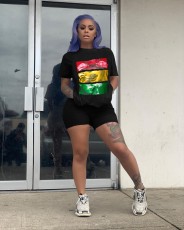 Plus Size Casual Short Sleeve Shorts Print Two Piece Set YMT-6155