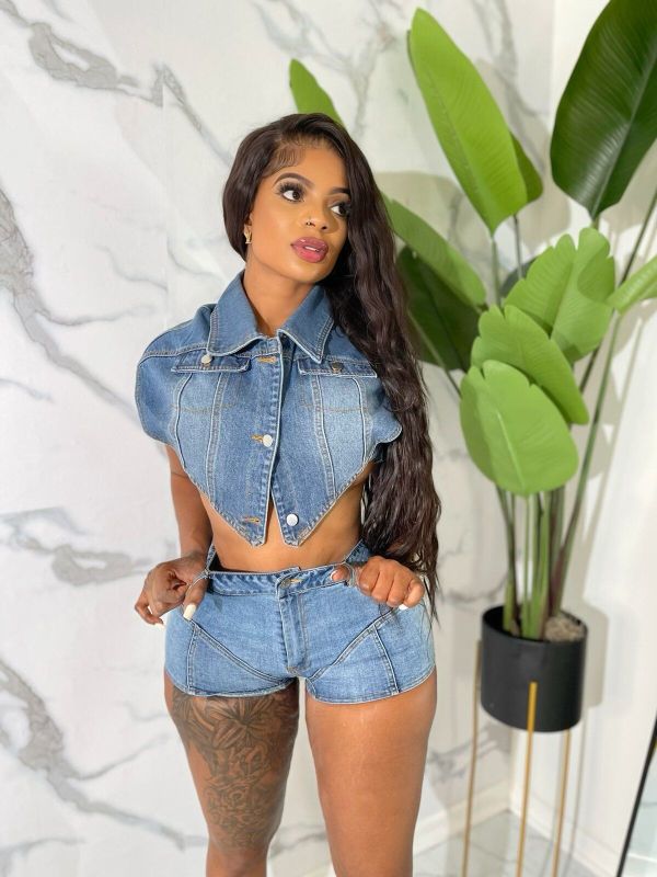 Sleeveless Irregular Crop Top Denim Two Piece Shorts Set YMEF-51080