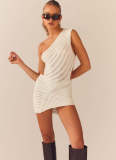 Sexy Single Shoulder Bodycon Dress GFQS-DCL052