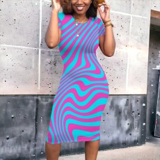 Plus Size Stripe Print Short Sleeve Midi Dress PN-8004