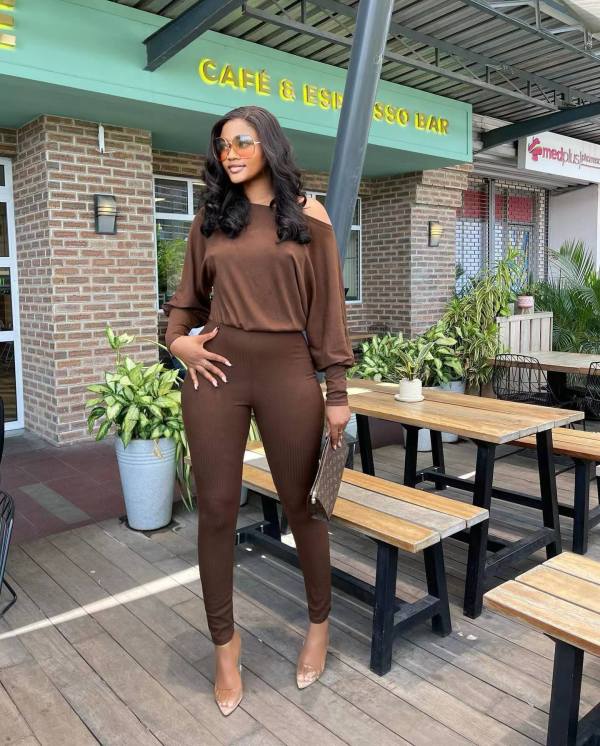 Solid Color Slash Shoulder Two Piece Pants Set QOUY-M6005