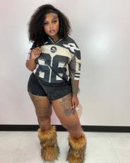 Pre Order: About 7 work days shipping Fashion V Neck Print T Shirt YUEM-220293