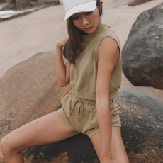 Sleeveless Solid Color Vest Short 2 Piece Set YMZY-0902