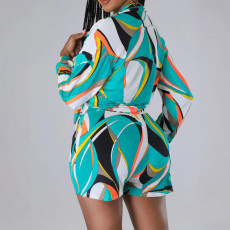 Plus Size Colorful Print Shirt Two Piece Shorts Set SFY-3005