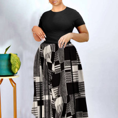 Plus Size Print Pleated Big Swing Maxi Dress NNWF-8071