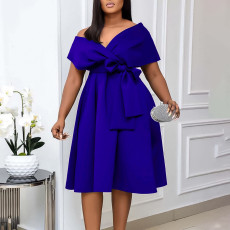 Plus Size V Neck Belt Solid Color Midi Dress GCZF-8626