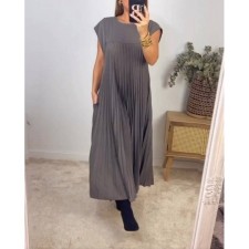 Plus Size Solid Color Pleated Loose Maxi Dress GMAN-28011