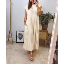 Plus Size Solid Color Pleated Loose Maxi Dress GMAN-28011