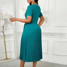 Plus Size Solid Color Short Sleeve Pleated Midi Dress GATE-593