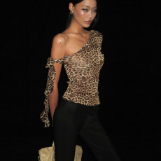 Leopard Print Slash Shoulder Tops GZJQ-K25L83808