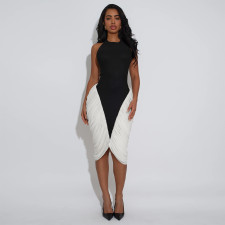 Backless Pleated Contrast Color Midi  Dress BY-7583