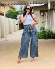 Plus Size Fashion Washed Pockets Wide Leg Jeans GYLN-0682