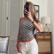 Stripe Print Slash Shoulder T Shirt GSBW-J26TP083