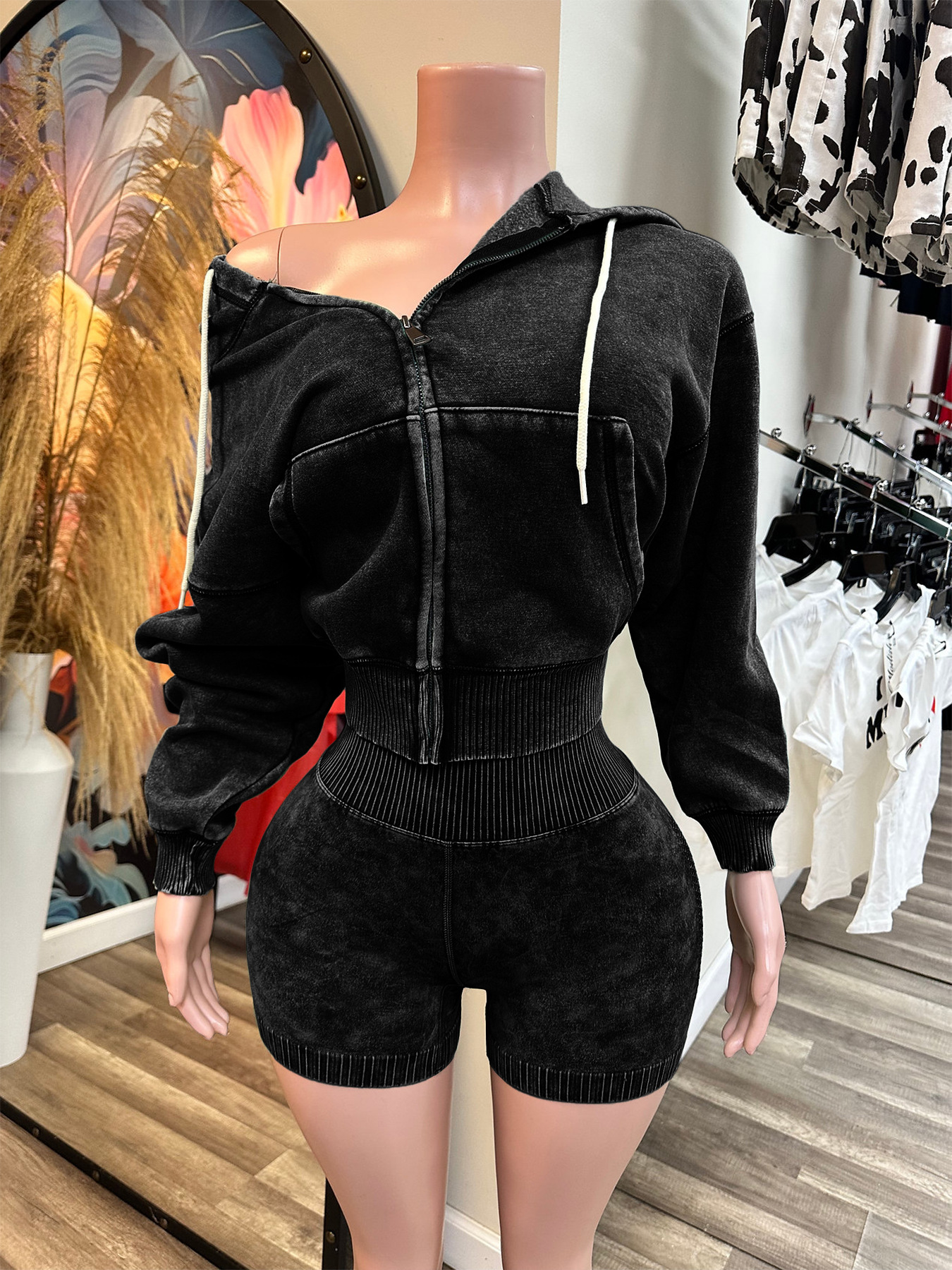 2026 Zip-Up Hooded Fleece Top And Shorts Sports Two-Piece Set CH
