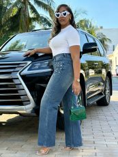 Plus Size Rivet-Detail Straight-Leg Jeans GYLN-4689